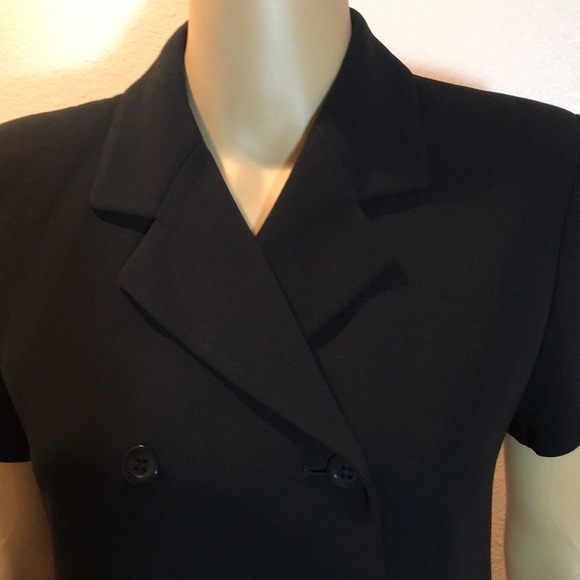 Jones of New York Vintage Short Sleeve Double Breasted Suit in Black in Size 2P - Picture 3 of 14